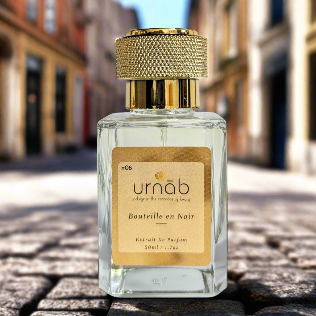 Bouteille en Noir (n08) Extrait de Parfum
